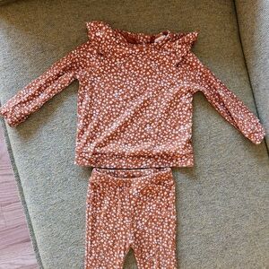 Flowery set for baby girl